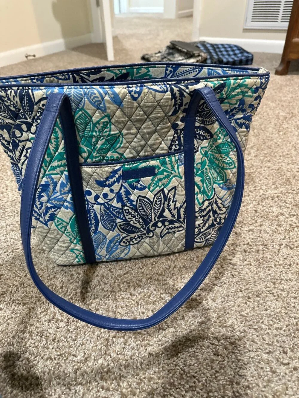 Vera Bradley Performance Tote – Blue Teal Floral